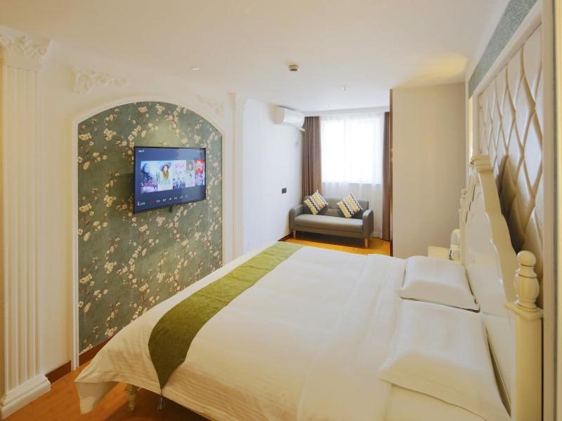 Greentree Inn Shanghai Jingan District Qipu Road Tiantong Road Subway Station Express Hotel Extérieur photo